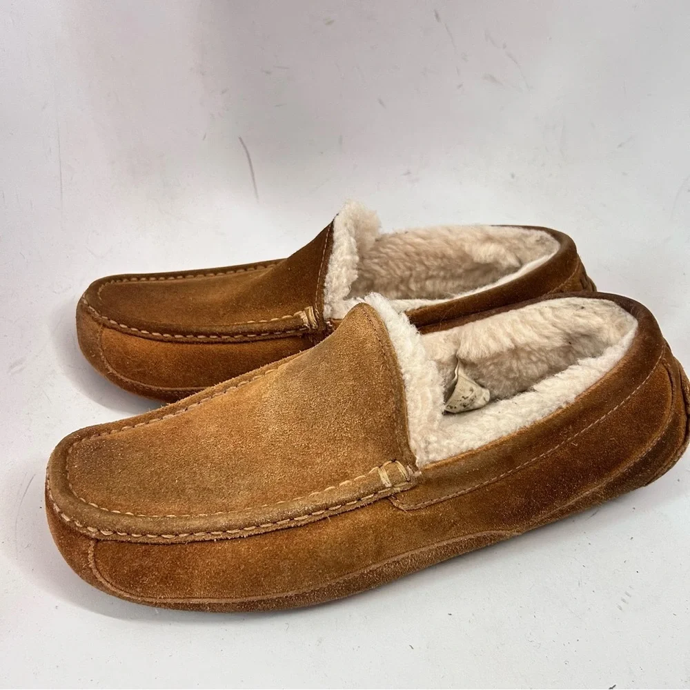 UGG Men’s Ascot Slippers Suede Loafers Moc Toe Shearling Lined Size 10